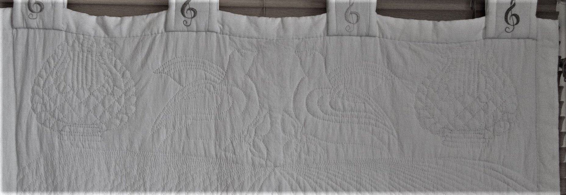 ☆パッチワークキルト：ウォールポケットPatchwork Quilt: Wall Pocket