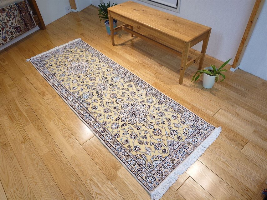 ペルシャ絨毯　ナイン産　ラグ ペルシャ絨毯ナイン産新品ラグ