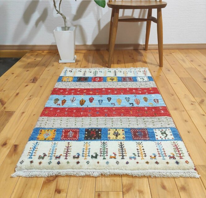 ペルシャ ギャッベ パルヴィーズ コルクウール カシュクリ 92x65cm