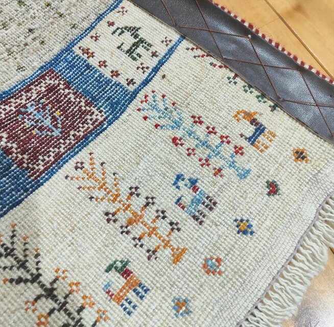 ペルシャ ギャッベ パルヴィーズ コルクウール カシュクリ 92x65cm