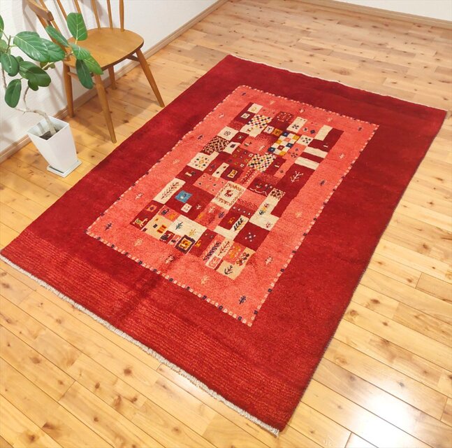 ペルシャ ギャッベ リビング 195×150 桃色 花 ペルシャ 絨毯 赤」の