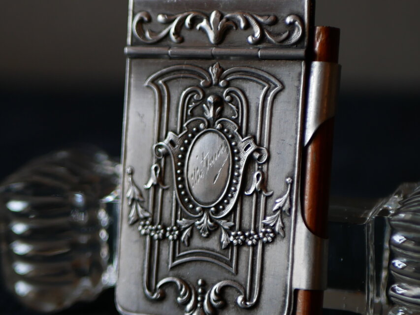 カルネドバル フランスアンティーク ブロカント アンティークのある