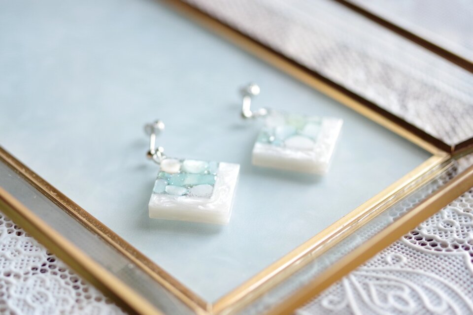 RUGIADAルジアダ　アクアマリンスクエアピアス RUGIADAルジアダ アクアマリンスクエアピアス RUGIADAルジアダ アクア