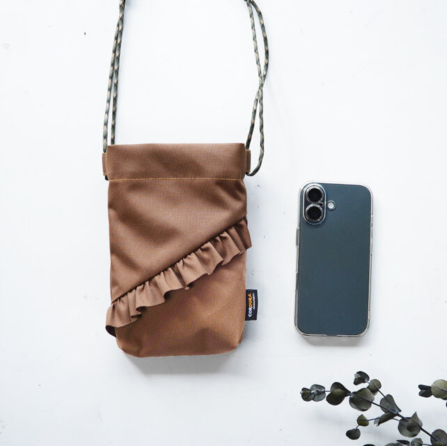 撥水・軽量】CORDURA® ナイロン製 フリル スマホショルダーバッグ