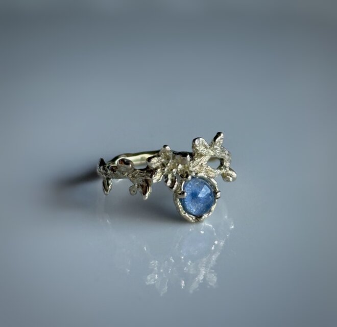 デュモルチライトインクォーツ リング 号クリスタルリング 青色鉱物付き デュモルチライトインクォーツ リング 号クリスタルリング 青色鉱物