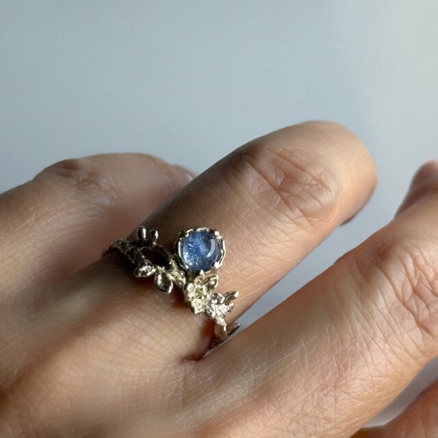 デュモルチライトインクォーツ リング 号クリスタルリング 青色鉱物付き デュモルチェライトインクォーツリング– Ryui