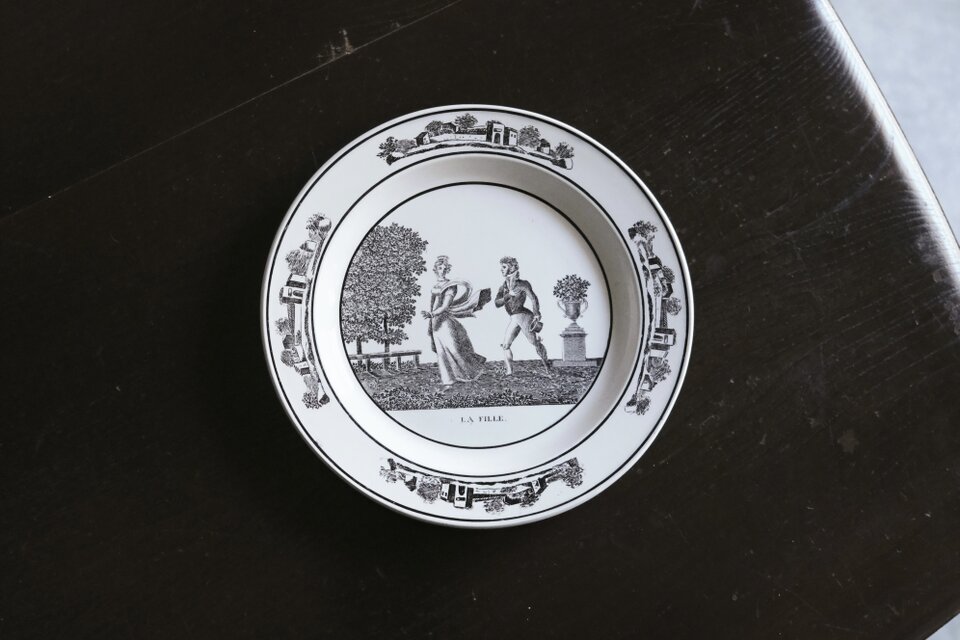 Montereau モントロー ファイアンスフィーヌ グリザイユ 平皿 φ21.6cm