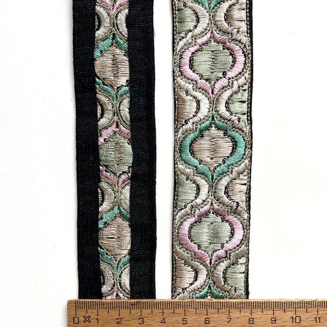 インド刺繍リボン50cm切り売り モロッコタイル 3.2cm幅 花 HC
