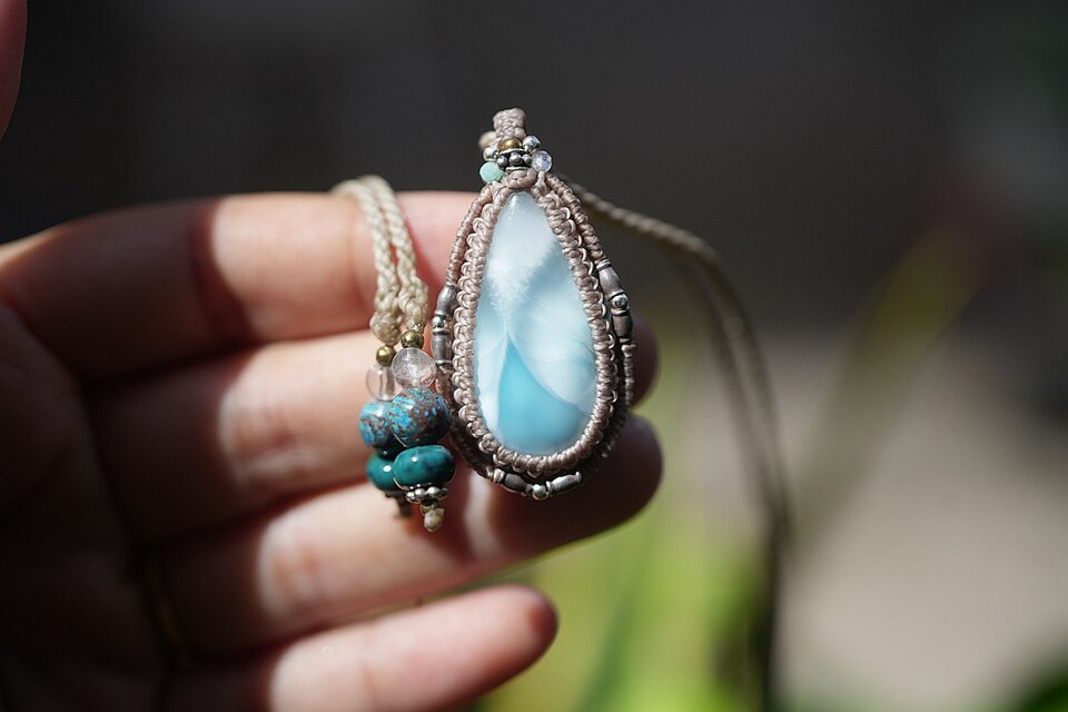 透け感ハッキリ☆ラリマー マクラメネックレス2081 | iichi 日々の