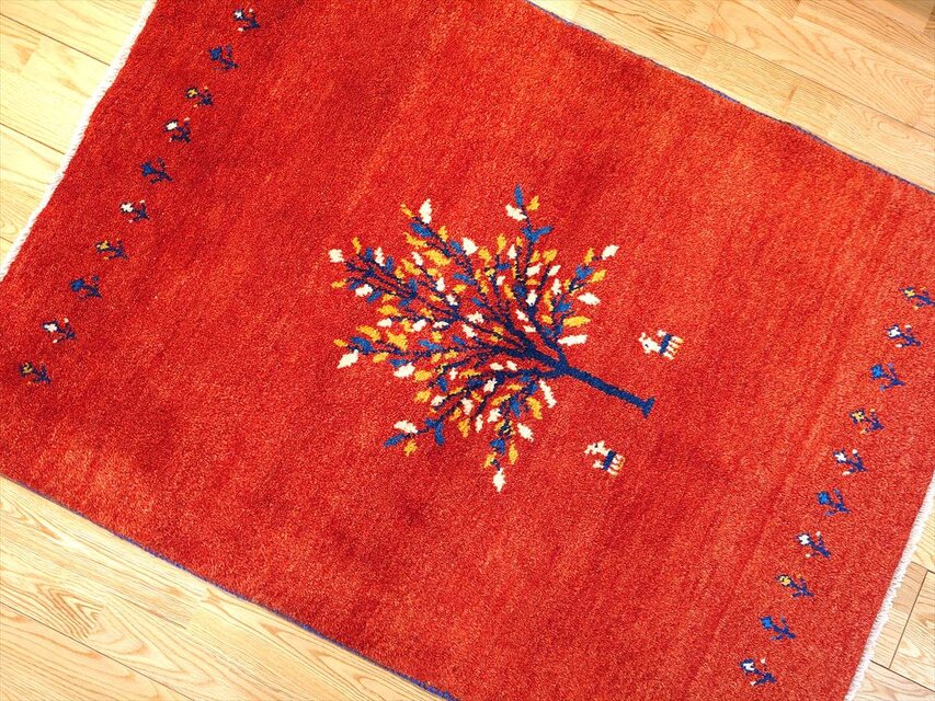 ペルシャ ギャッベ マット大 ラグ 115x84cm 茜色 ザクロの木 ヤギ 生命