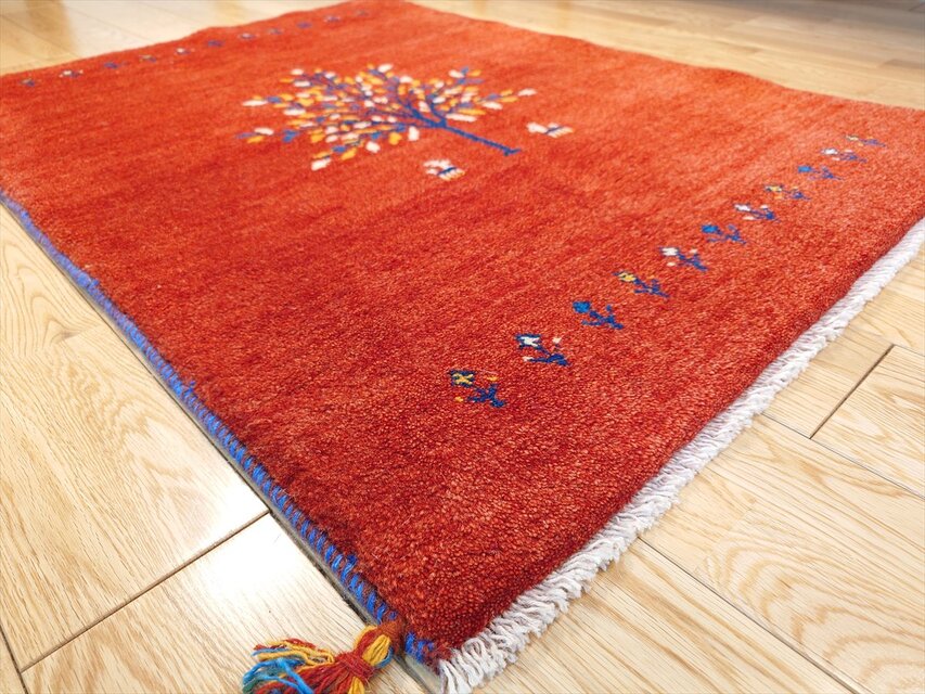 ペルシャ ギャッベ マット大 ラグ 115x84cm 茜色 ザクロの木 ヤギ 生命