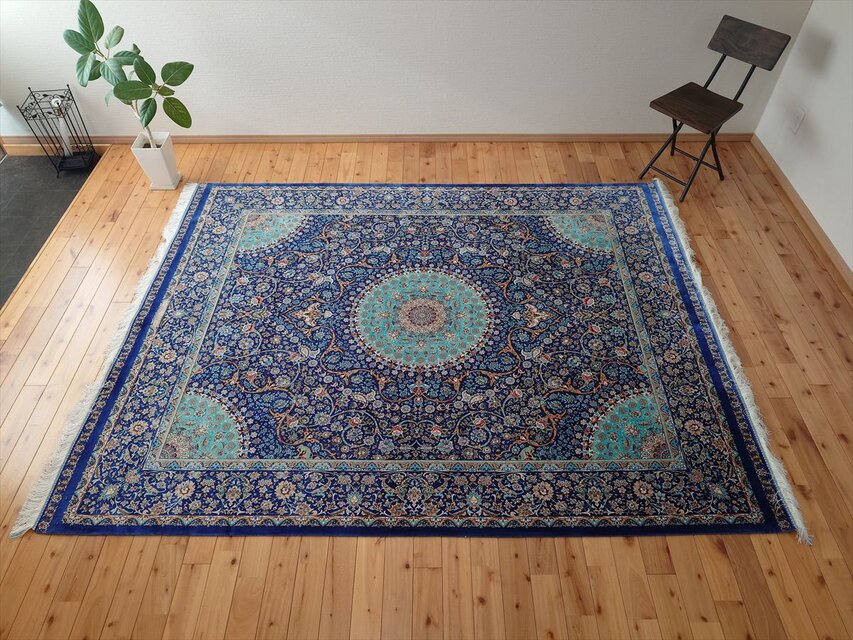 ペルシャ絨毯 ネイアブリシャム ハイブリッド カシャン産 リビング