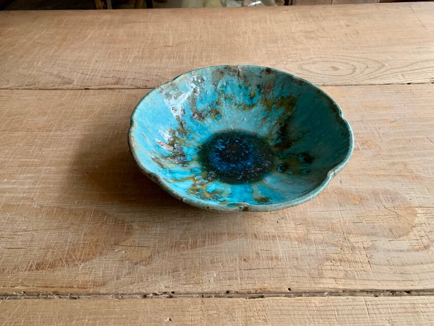 青 花皿（L） | iichi 日々の暮らしを心地よくするハンドメイドや