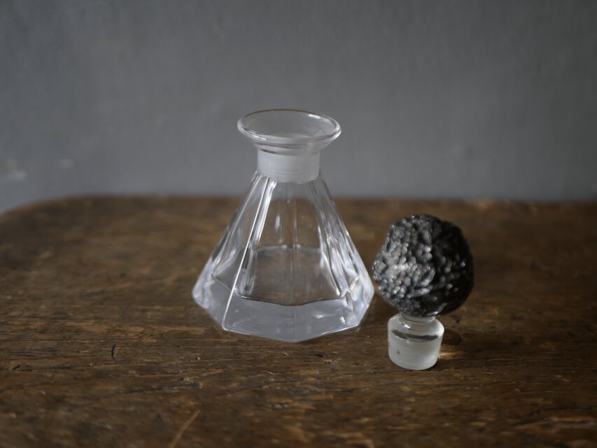 フランスアンティーク香水瓶専用お品物♡ ロココ調 アンティーク香水瓶 エッセンスボトル ピンク | Cat Doll