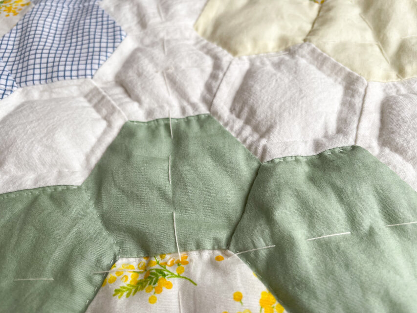 ミモザ咲く＊一点ものパッチワークキルト | iichi 日々の暮らしを