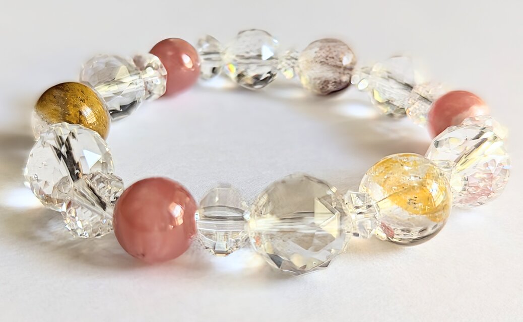 ★クリアクォーツwithロードナイト 8.8ミリ珠 ブレスレット④(SA+) 芯がぶれない強さと柔軟さを齎すブレスレット✨インカローズ