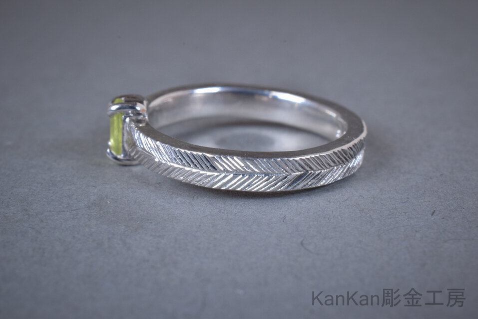 パロットクリソベリルのリング | iichi 日々の暮らしを心地よくする