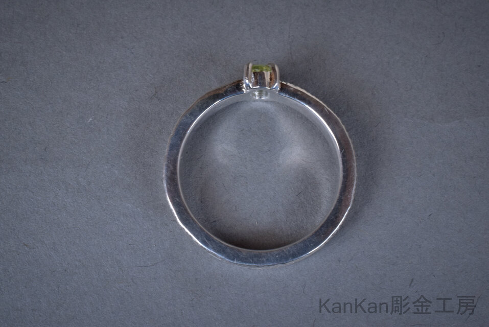 パロットクリソベリルのリング | iichi 日々の暮らしを心地よくする