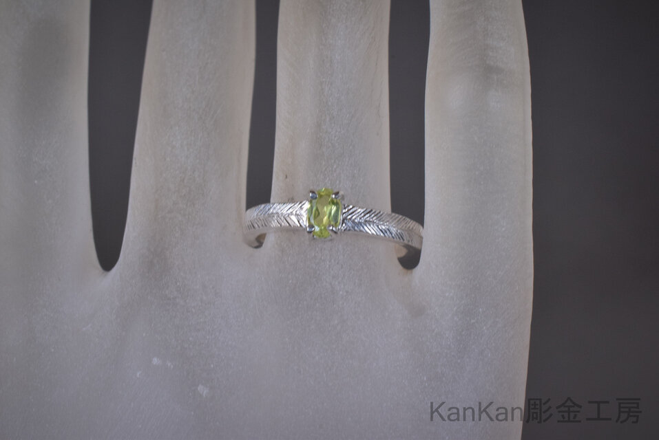 パロットクリソベリルのリング | iichi 日々の暮らしを心地よくする