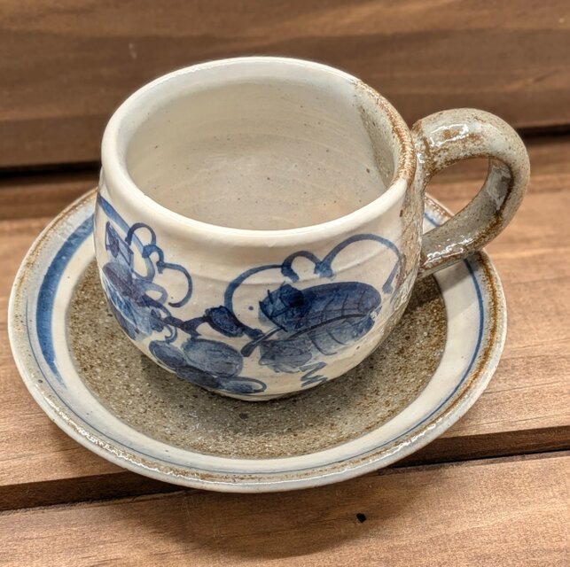 染付コーヒーカップ＆ソーサー | iichi 日々の暮らしを心地よくする