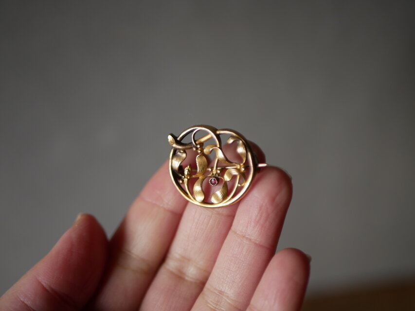 FIX ヤドリギ 宿り木 フランスアンティーク ブローチ アンティークの