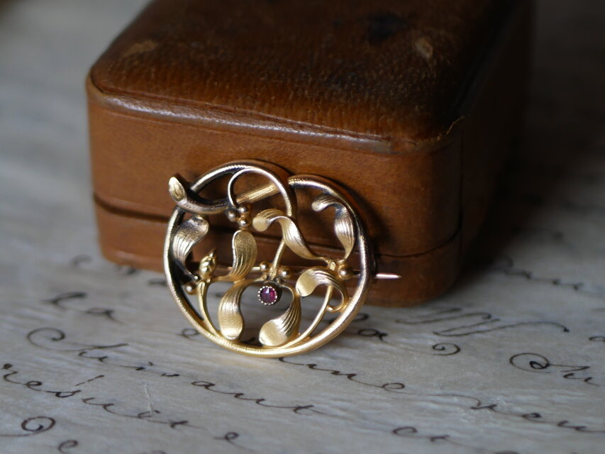 FIX ヤドリギ 宿り木 フランスアンティーク ブローチ アンティークの