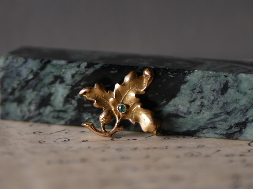 FIX 葉っぱモチーフ フランスアンティーク アンティークブローチ