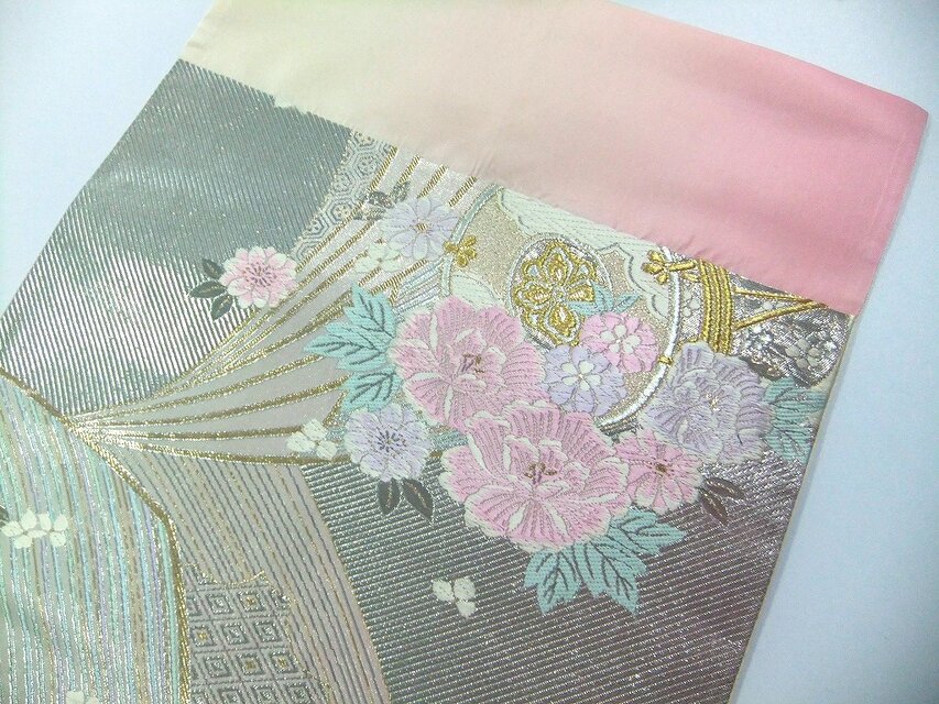 16)2429】30.5×87cm/鼓小花文様/テーブルセンター/和風/帯リメイク