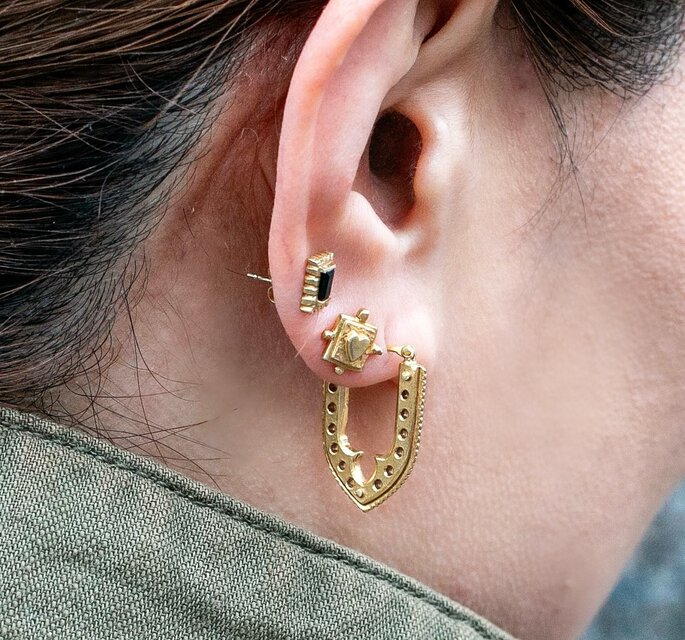 Rivet U Arch /馬蹄ピアス《送料無料》/両耳用 | iichi 日々の暮らしを