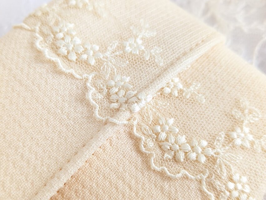 可愛いレースとリボンのポケットティッシュケース | iichi 日々の