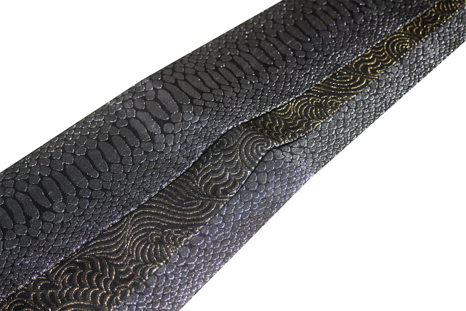 正絹リバーシブル角帯｜「流虎」× 漆黒の「クロコ」 | iichi 日々の