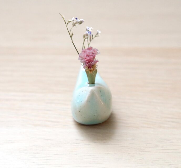 小鳥の花挿しオブジェ 水色ガラス ＊ ドライフラワー付き | iichi 日々
