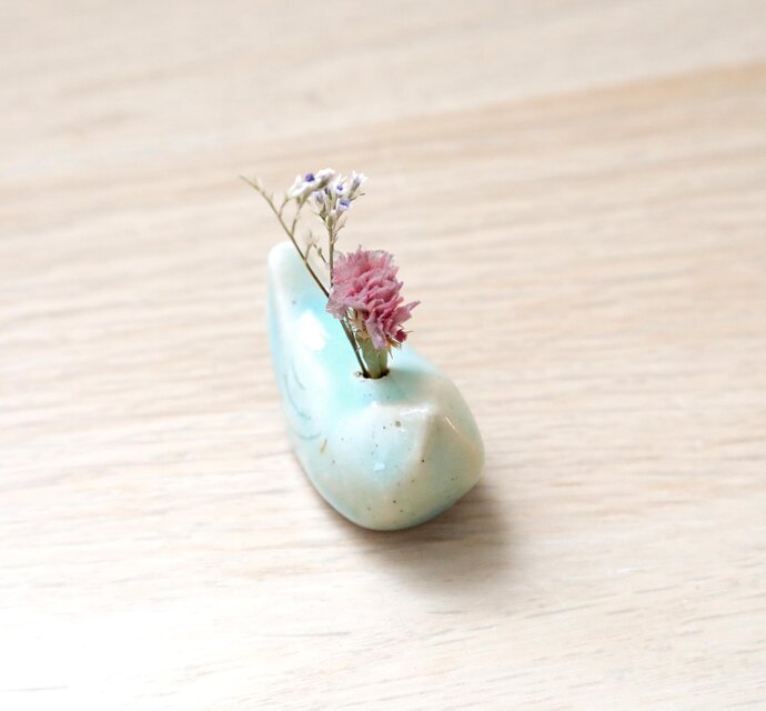 小鳥の花挿しオブジェ 水色ガラス ＊ ドライフラワー付き | iichi 日々