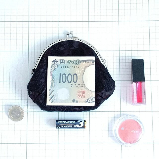 がま口ポーチ・財布 12cm口金 チューリップ 白 650 | iichi 日々の