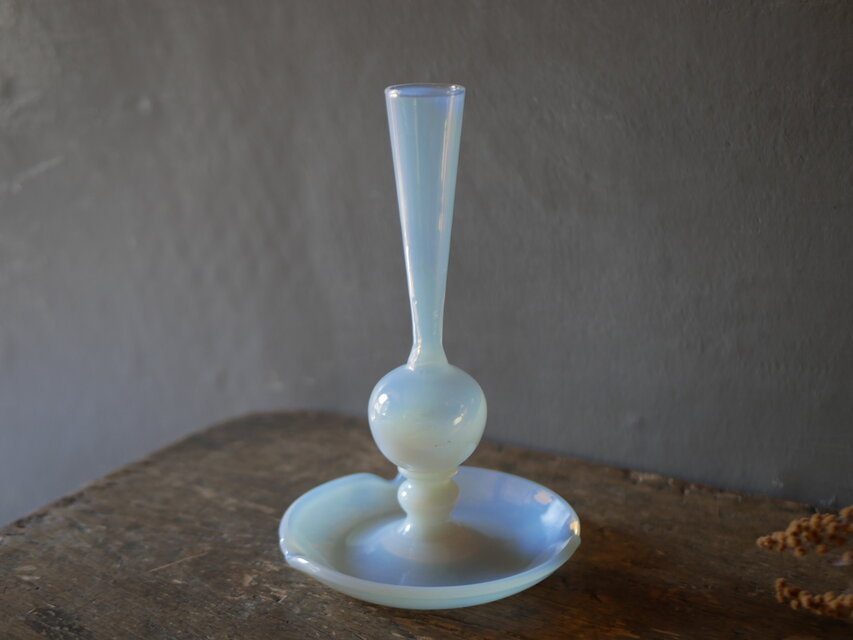 オパリン 受け皿の付いたフラワーベース フランスアンティーク