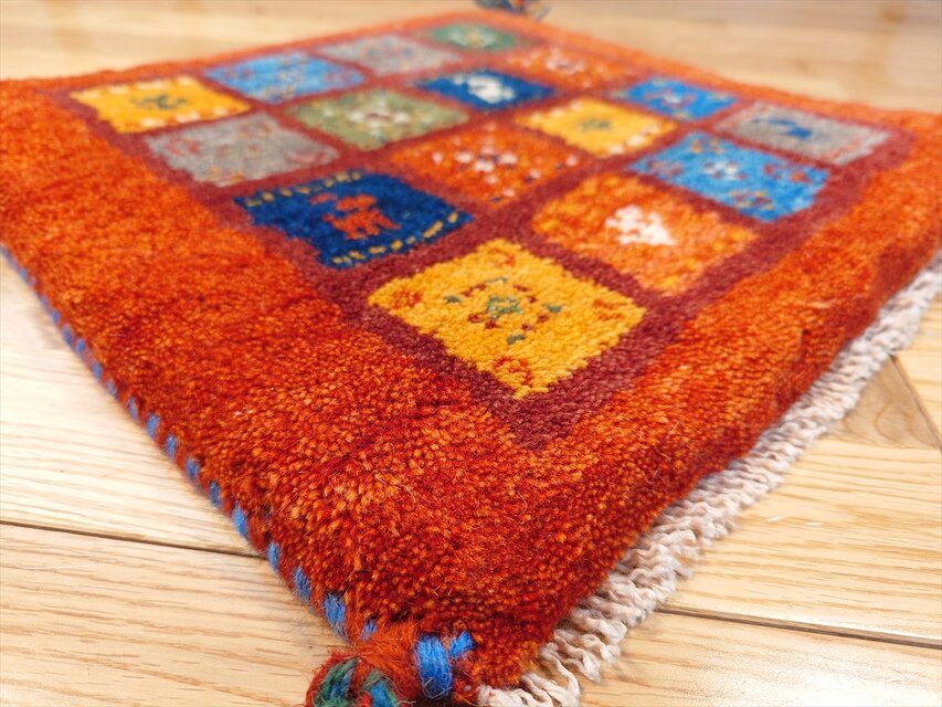 ペルシャ ギャッベ ミニマット 40x40cm 茜色 カラフルなパネル タイル