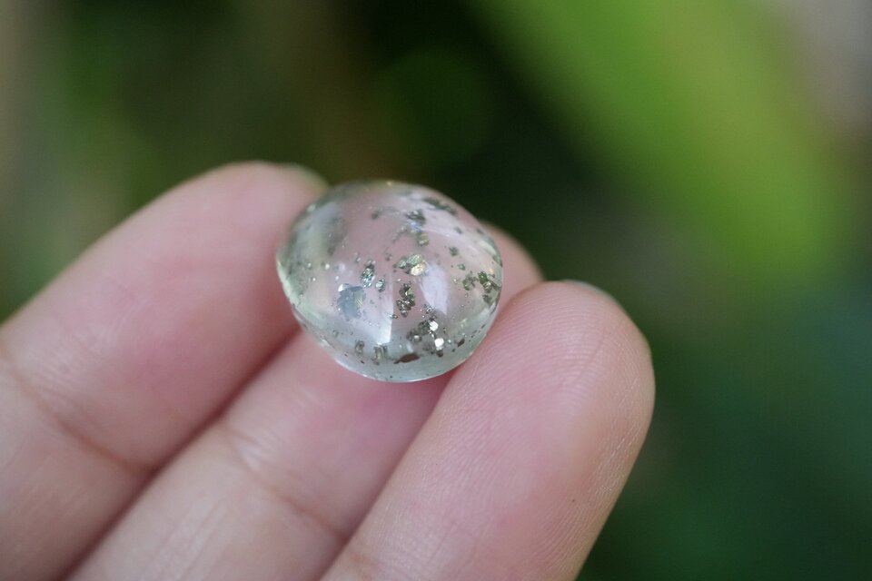 【コレクターズアイテム】水晶／パイライト 銀のキラキラ☆パイライトインクォーツ s1507 | iichi 日々の暮らしを
