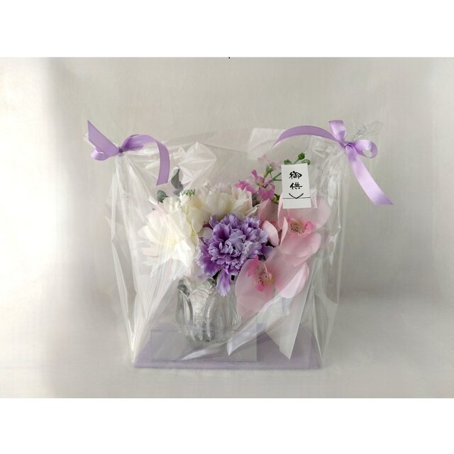 仏花、お供え花、ピンク胡蝶蘭アレンジ　初盆　法事 お供え 仏花【アーティフィシャルフラワー】薄ピンク胡蝶蘭 | iichi
