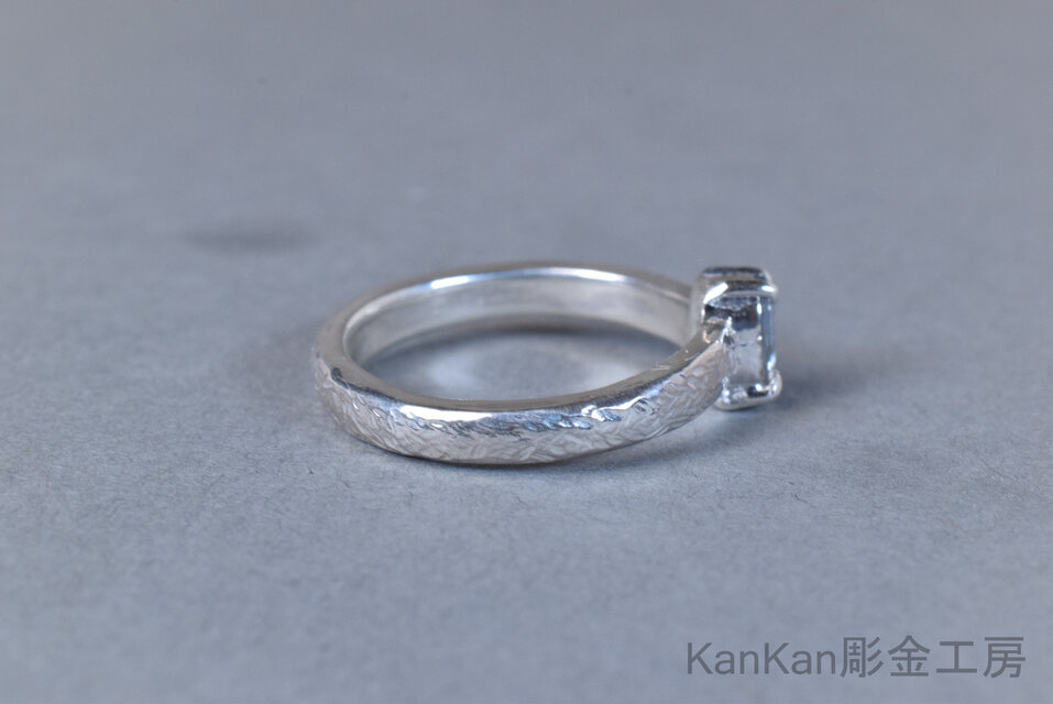 ゾイサイトのリング | iichi 日々の暮らしを心地よくするハンドメイド