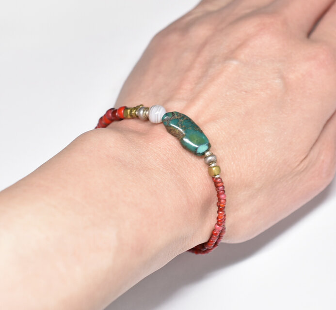 oldチベタンターコイズと古代瑪瑙、oldチンシルバー＆オリッサブラス