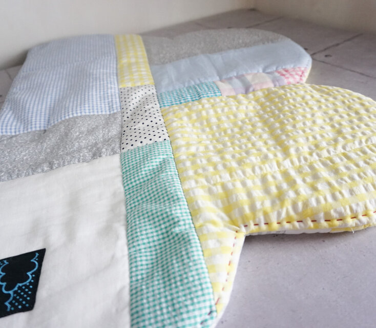 パッチワークなくもの形のフリーマット（イエロー系） | iichi 日々の