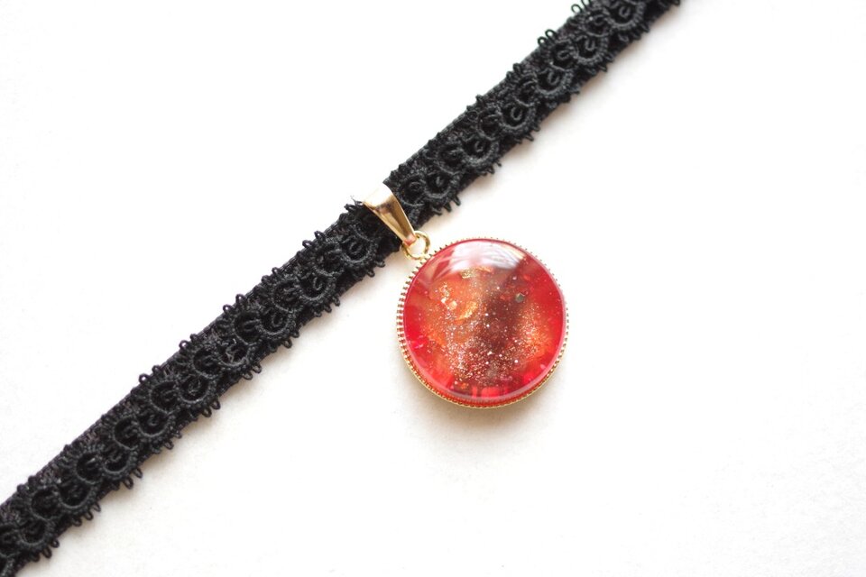 受注製作】レジンアート ラウンドモチーフとタティングレースと