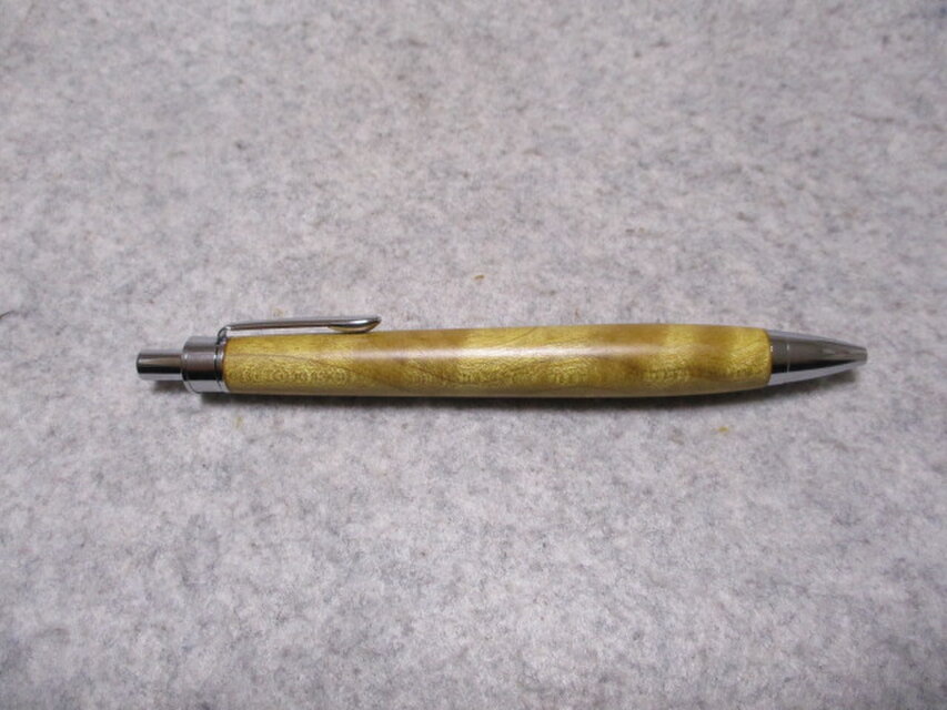 沙沈金絲楠木 縮み杢 中国産銘木 オイル仕上げ 木軸ボールペン