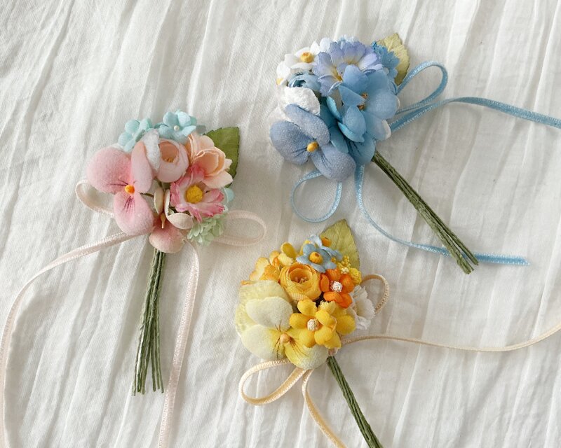 染め花〉小ぶりな花束コサージュ006 | iichi 日々の暮らしを心地よく