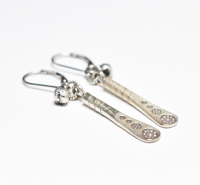 雪*月様 【GW限定6日迄】刻印有りピアスシルバー925・K14WG（片耳）他多 カレンシルバーパドゥア刻印入りの三日月チャーム 片耳ピアス 一点のみ
