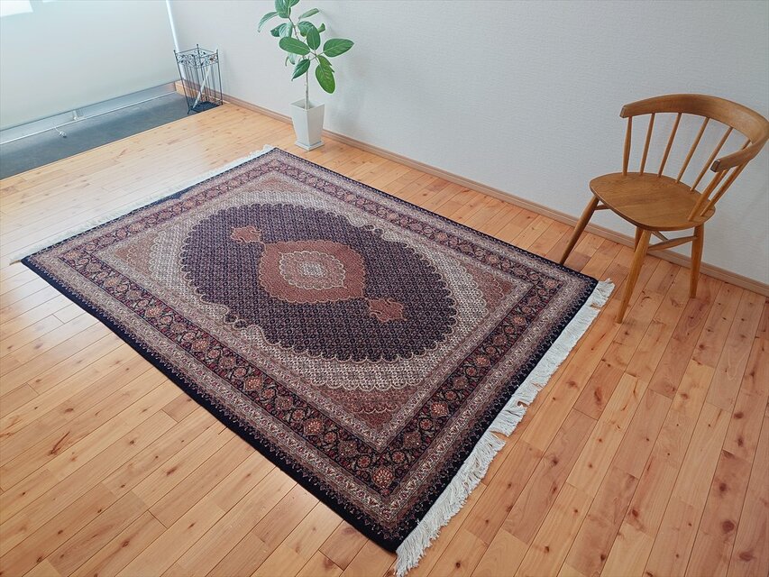 ペルシャ絨毯タブリーズ産 マヒデザイン 50RAJ ウール&シルク 210x155