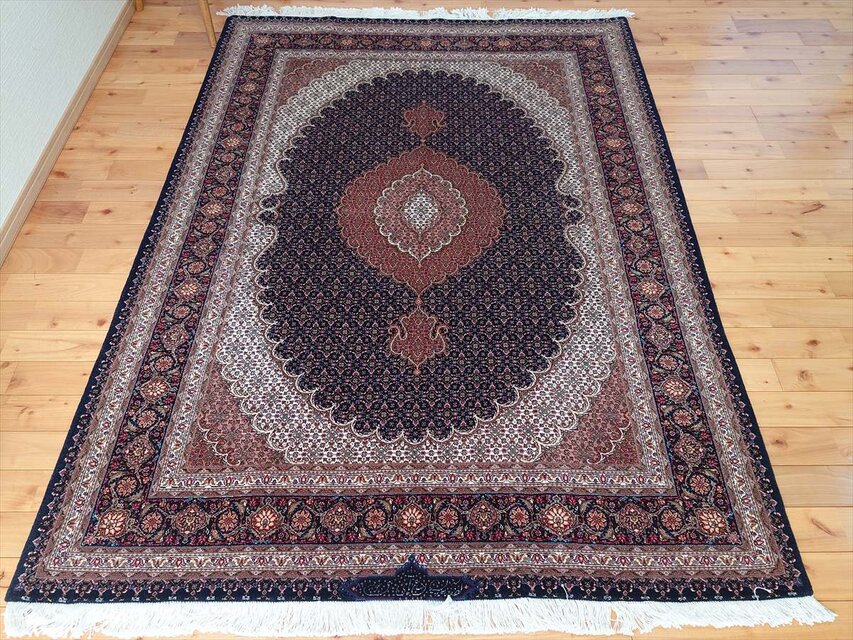 ペルシャ絨毯タブリーズ産 マヒデザイン 50RAJ ウール&シルク 210x155