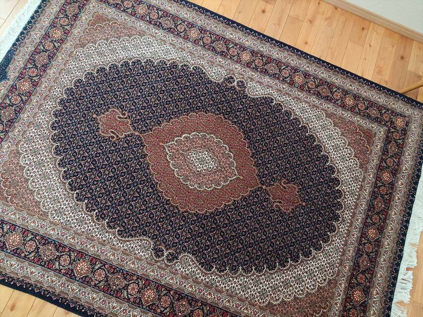 ペルシャ絨毯タブリーズ産 マヒデザイン 50RAJ ウール&シルク 210x155