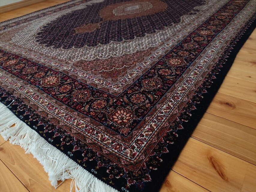 ペルシャ絨毯タブリーズ産 マヒデザイン 50RAJ ウール&シルク 210x155