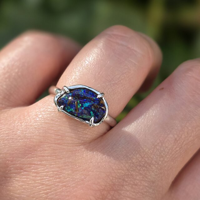 ボルダーオパール 2.58ct ツメ留め 愛しい鉱物 シルバーSV925リング